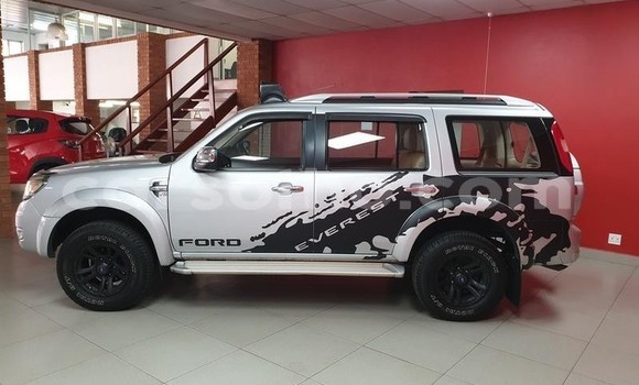اشتري مستعمل Ford Everest Silver سيارة في Maseru في Maseru اشتري مستعمل Ford Everest Silver سيارة في Maseru في Maseru