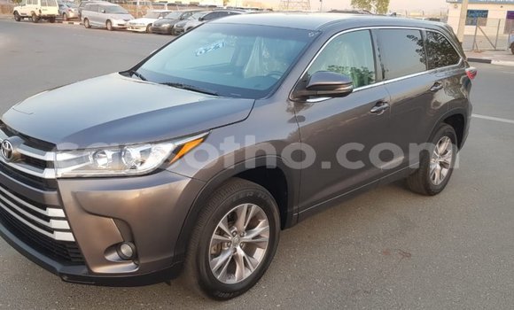 Buy Import Toyota Highlander Other Car in Import - Dubai in Maseru Buy Import Toyota Highlander Other Car in Import - Dubai in Maseru