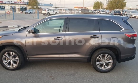 Buy Import Toyota Highlander Other Car in Import - Dubai in Maseru Buy Import Toyota Highlander Other Car in Import - Dubai in Maseru