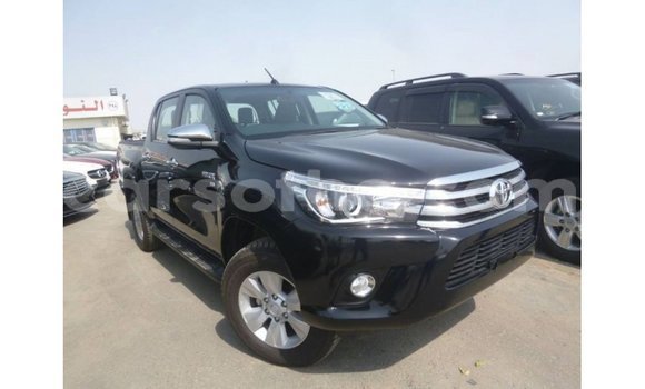 Sayi Imported Toyota Hilux Black Mota in Import - Dubai a Maseru Sayi Imported Toyota Hilux Black Mota in Import - Dubai a Maseru