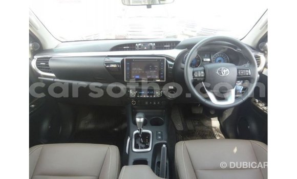 Sayi Imported Toyota Hilux Black Mota in Import - Dubai a Maseru Sayi Imported Toyota Hilux Black Mota in Import - Dubai a Maseru