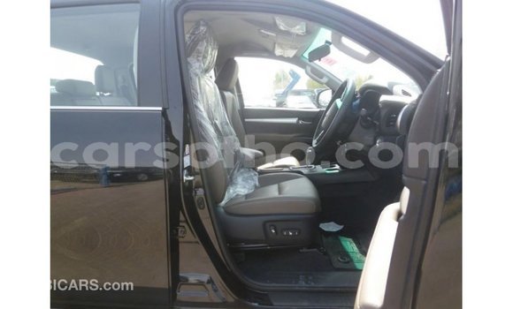 Sayi Imported Toyota Hilux Black Mota in Import - Dubai a Maseru Sayi Imported Toyota Hilux Black Mota in Import - Dubai a Maseru