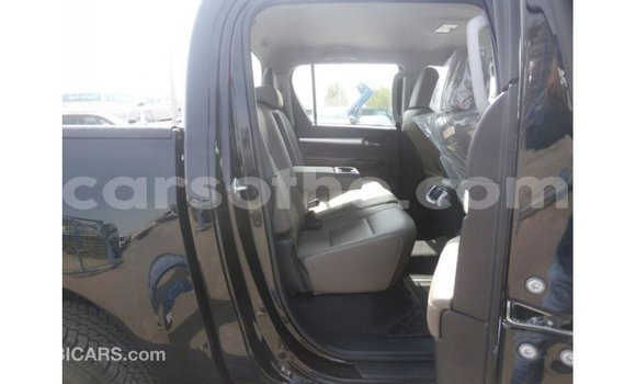 اشتري Imported Toyota Hilux Black سيارة في Import - Dubai في Maseru اشتري Imported Toyota Hilux Black سيارة في Import - Dubai في Maseru