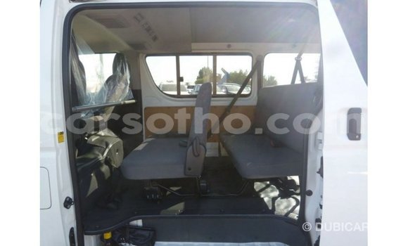 Sayi Imported Toyota Hiace White Mota in Import - Dubai a Maseru Sayi Imported Toyota Hiace White Mota in Import - Dubai a Maseru
