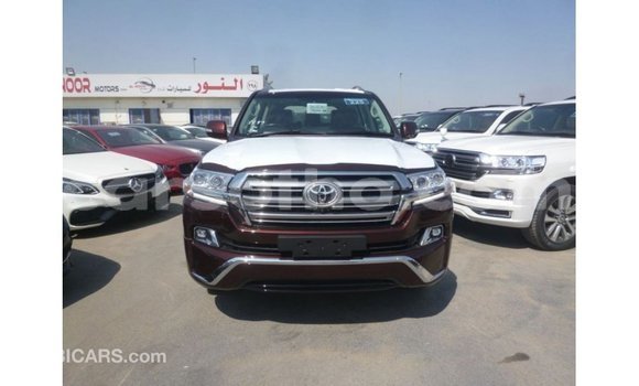 Sayi Imported Toyota Land Cruiser Red Mota in Import - Dubai a Maseru Sayi Imported Toyota Land Cruiser Red Mota in Import - Dubai a Maseru