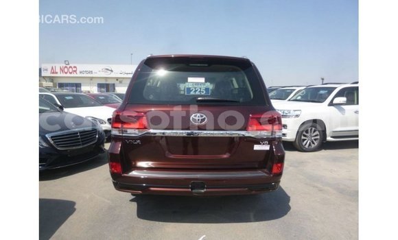Sayi Imported Toyota Land Cruiser Red Mota in Import - Dubai a Maseru Sayi Imported Toyota Land Cruiser Red Mota in Import - Dubai a Maseru