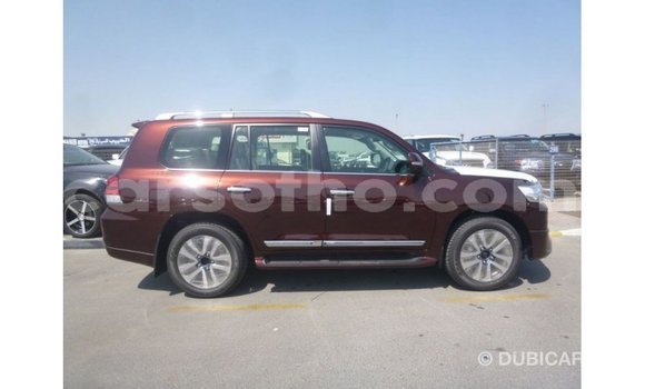 Sayi Imported Toyota Land Cruiser Red Mota in Import - Dubai a Maseru Sayi Imported Toyota Land Cruiser Red Mota in Import - Dubai a Maseru