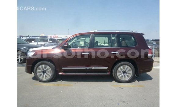 Sayi Imported Toyota Land Cruiser Red Mota in Import - Dubai a Maseru Sayi Imported Toyota Land Cruiser Red Mota in Import - Dubai a Maseru