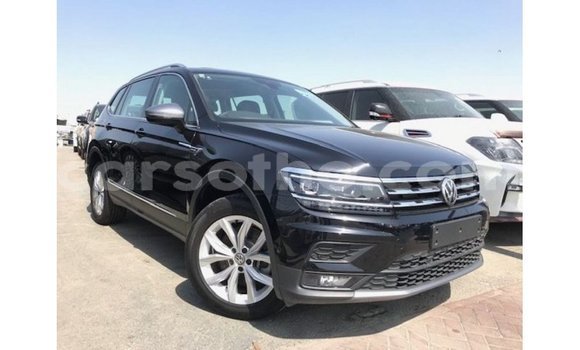 Acheter Import Voiture Volkswagen Tiguan Noir à Import - Dubai, Maseru Acheter Import Voiture Volkswagen Tiguan Noir à Import - Dubai, Maseru