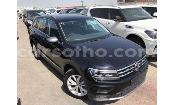 Acheter Import Voiture Volkswagen Tiguan Noir à Import - Dubai, Maseru Acheter Import Voiture Volkswagen Tiguan Noir à Import - Dubai, Maseru
