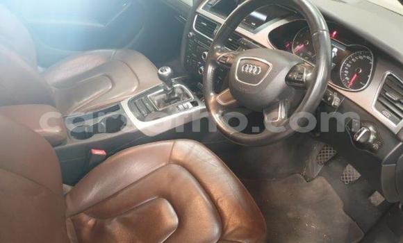 اشتري مستعمل Audi A4 Black سيارة في Hlotse في Leribe اشتري مستعمل Audi A4 Black سيارة في Hlotse في Leribe