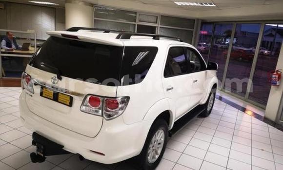 اشتري مستعمل Toyota Fortuner White سيارة في Mafeteng في Mafeteng اشتري مستعمل Toyota Fortuner White سيارة في Mafeteng في Mafeteng