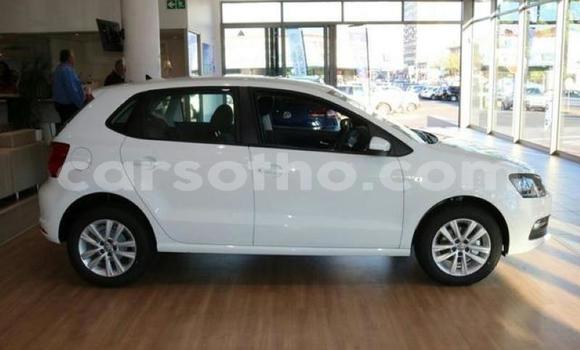Acheter Occasion Voiture Volkswagen Polo Blanc à Maseru, Maseru Acheter Occasion Voiture Volkswagen Polo Blanc à Maseru, Maseru