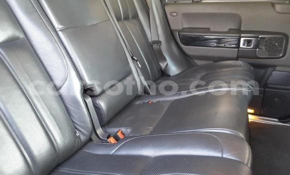 Acheter Occasion Voiture Land Rover Range Rover Vogue Blanc à Maseru, Maseru Acheter Occasion Voiture Land Rover Range Rover Vogue Blanc à Maseru, Maseru