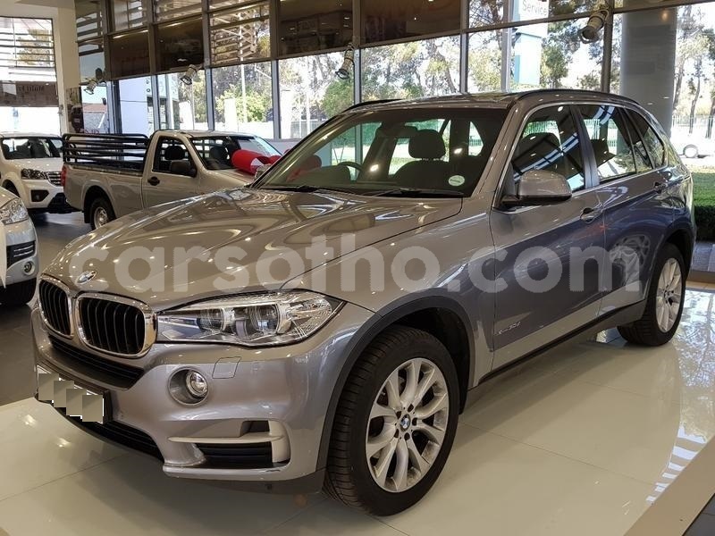 Big with watermark 2017 bmw x5 xdrive30d