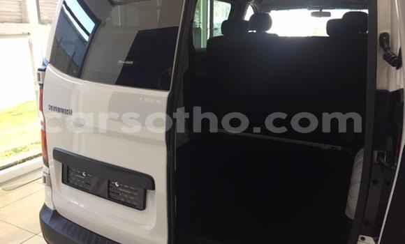 Sayi Na hannu Hyundai H1 White Mota in Maseru a Maseru Sayi Na hannu Hyundai H1 White Mota in Maseru a Maseru