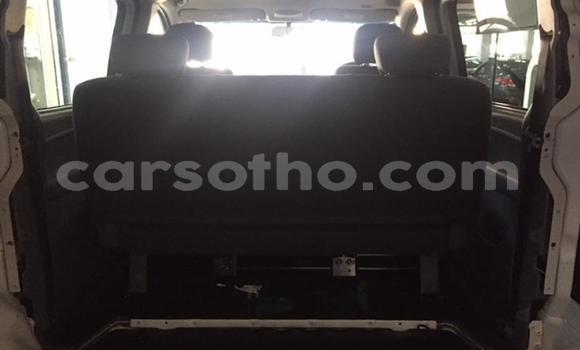 Sayi Na hannu Hyundai H1 White Mota in Maseru a Maseru Sayi Na hannu Hyundai H1 White Mota in Maseru a Maseru