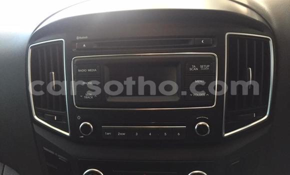 Sayi Na hannu Hyundai H1 White Mota in Maseru a Maseru Sayi Na hannu Hyundai H1 White Mota in Maseru a Maseru