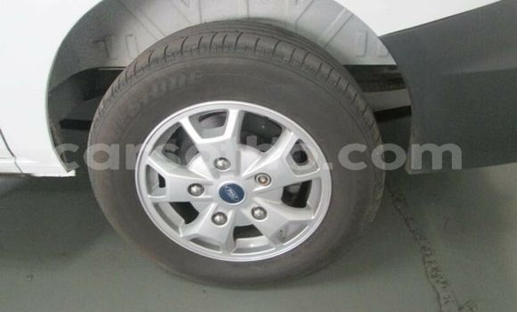 Acheter Occasion Voiture Ford Tourneo Courier Blanc à Maseru, Maseru Acheter Occasion Voiture Ford Tourneo Courier Blanc à Maseru, Maseru
