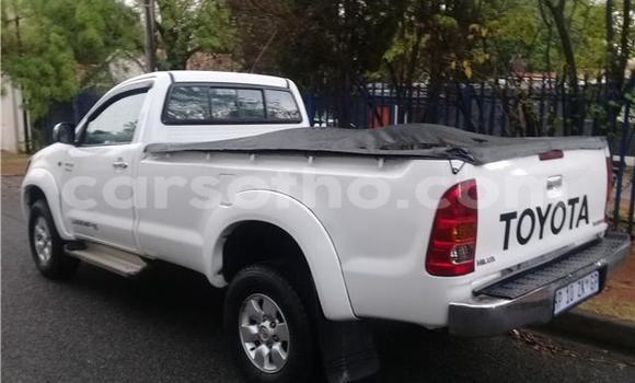 Acheter Occasion Voiture Toyota Hilux Blanc à Maseru, Maseru Acheter Occasion Voiture Toyota Hilux Blanc à Maseru, Maseru
