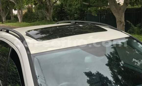 Sayi Na hannu Mercedes-Benz M-klasse AMG White Mota in Maseru a Maseru Sayi Na hannu Mercedes-Benz M-klasse AMG White Mota in Maseru a Maseru