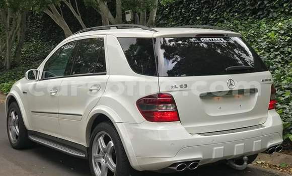 Sayi Na hannu Mercedes-Benz M-klasse AMG White Mota in Maseru a Maseru Sayi Na hannu Mercedes-Benz M-klasse AMG White Mota in Maseru a Maseru