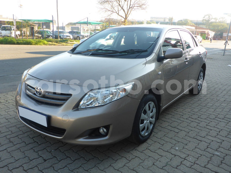 Big with watermark 2011 toyota corola 3