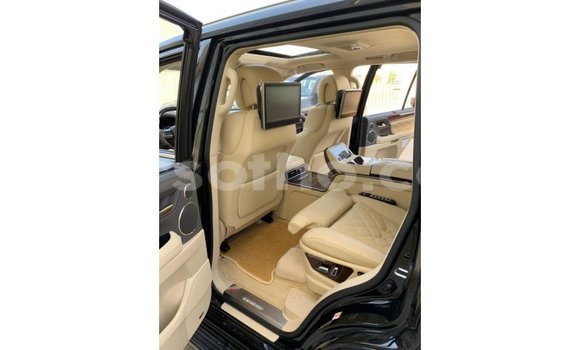 Acheter Import Voiture Lexus LX Noir à Import - Dubai, Maseru Acheter Import Voiture Lexus LX Noir à Import - Dubai, Maseru