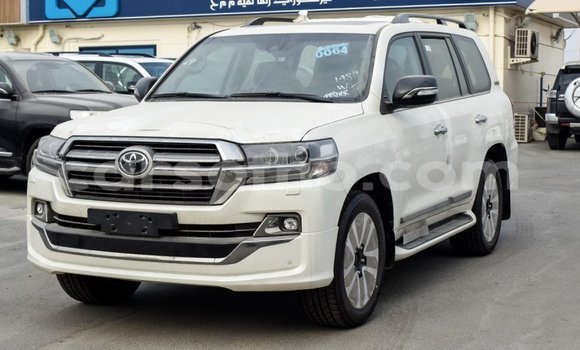 اشتري Imported Toyota Land Cruiser Black سيارة في Import - Dubai في Maseru اشتري Imported Toyota Land Cruiser Black سيارة في Import - Dubai في Maseru