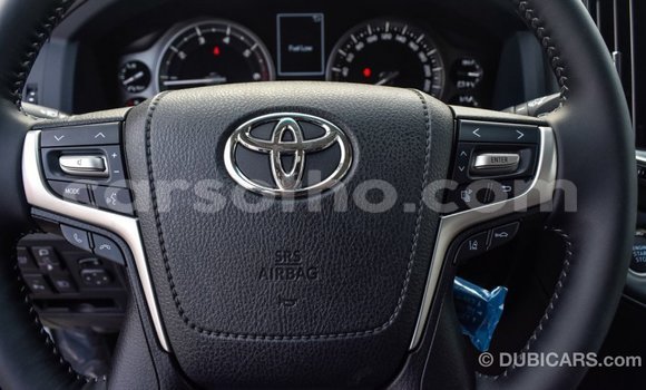 اشتري Imported Toyota Land Cruiser Black سيارة في Import - Dubai في Maseru اشتري Imported Toyota Land Cruiser Black سيارة في Import - Dubai في Maseru
