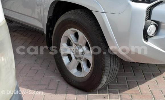 Acheter Import Utilitaire Toyota HiAce Autre à Import - Dubai, Maseru Acheter Import Utilitaire Toyota HiAce Autre à Import - Dubai, Maseru