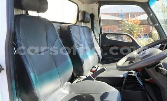 Acheter Occasion Utilitaire Hyundai H200 Blanc à Maseru, Maseru Acheter Occasion Utilitaire Hyundai H200 Blanc à Maseru, Maseru