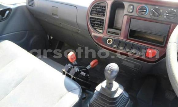 Acheter Occasion Utilitaire Hyundai H200 Blanc à Maseru, Maseru Acheter Occasion Utilitaire Hyundai H200 Blanc à Maseru, Maseru