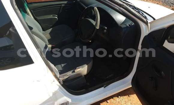 Acheter Occasion Voiture Nissan NP 300 Blanc à Maputsoa, Leribe Acheter Occasion Voiture Nissan NP 300 Blanc à Maputsoa, Leribe