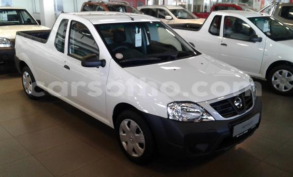 Acheter Occasion Voiture Nissan NP 300 Blanc à Maputsoa, Leribe Acheter Occasion Voiture Nissan NP 300 Blanc à Maputsoa, Leribe