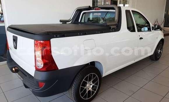 اشتري مستعمل Nissan NP 300 White سيارة في Hlotse في Leribe اشتري مستعمل Nissan NP 300 White سيارة في Hlotse في Leribe