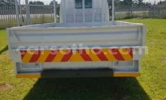 Buy Used Toyota Dyna White Truck in Maseru in Maseru Buy Used Toyota Dyna White Truck in Maseru in Maseru