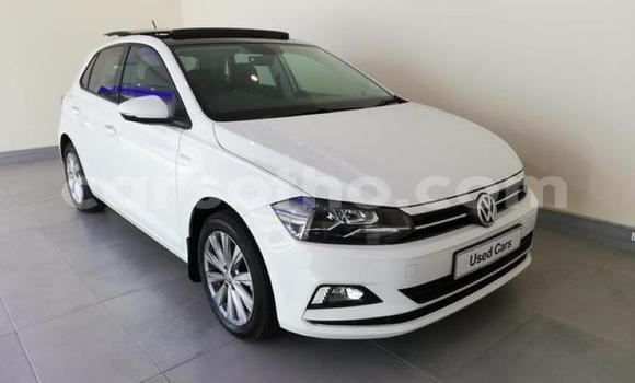 Acheter Occasion Voiture Volkswagen Polo Blanc à Maseru, Maseru Acheter Occasion Voiture Volkswagen Polo Blanc à Maseru, Maseru