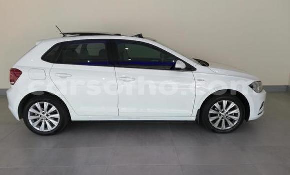 Acheter Occasion Voiture Volkswagen Polo Blanc à Maseru, Maseru Acheter Occasion Voiture Volkswagen Polo Blanc à Maseru, Maseru