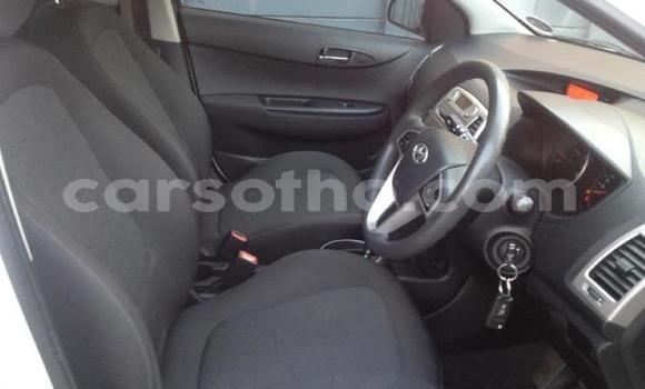 اشتري مستعمل Hyundai ix20 White سيارة في Maseru في Maseru اشتري مستعمل Hyundai ix20 White سيارة في Maseru في Maseru