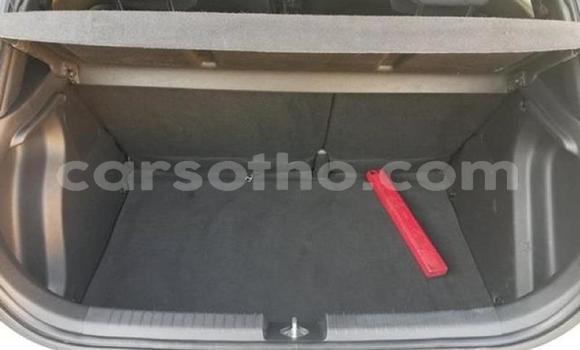 اشتري مستعمل Kia Rio Silver سيارة في Roma في Maseru اشتري مستعمل Kia Rio Silver سيارة في Roma في Maseru