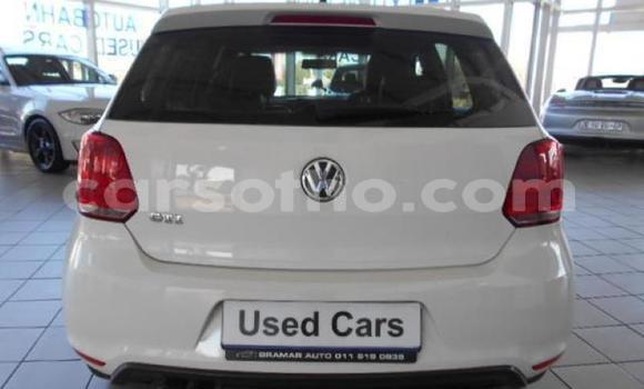 اشتري مستعمل Volkswagen Polo GTI White سيارة في Maseru في Maseru اشتري مستعمل Volkswagen Polo GTI White سيارة في Maseru في Maseru