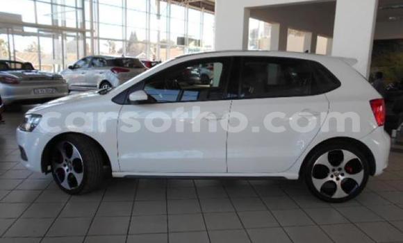 اشتري مستعمل Volkswagen Polo GTI White سيارة في Maseru في Maseru اشتري مستعمل Volkswagen Polo GTI White سيارة في Maseru في Maseru
