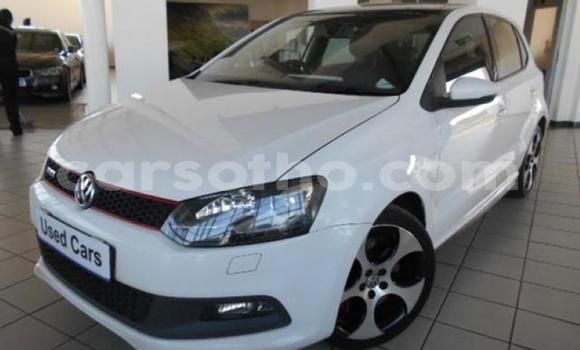 اشتري مستعمل Volkswagen Polo GTI White سيارة في Maseru في Maseru اشتري مستعمل Volkswagen Polo GTI White سيارة في Maseru في Maseru