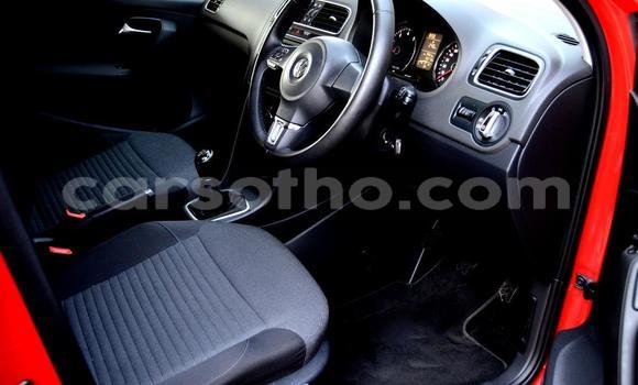 Acheter Occasion Voiture Volkswagen Polo Rouge à Butha–Buthe, Thaba-Tseka Acheter Occasion Voiture Volkswagen Polo Rouge à Butha–Buthe, Thaba-Tseka