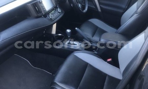 Buy Used Toyota RAV4 Black Car in Peka in Leribe Buy Used Toyota RAV4 Black Car in Peka in Leribe