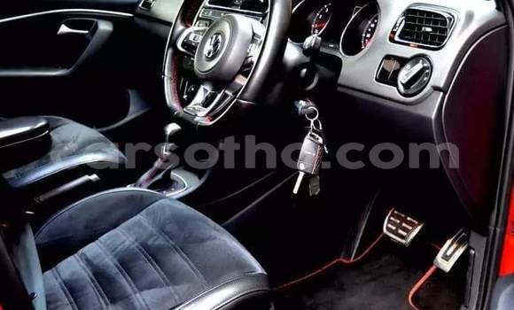 Acheter Occasion Voiture Volkswagen Polo Rouge à Thaba–Tseka, Mafeteng Acheter Occasion Voiture Volkswagen Polo Rouge à Thaba–Tseka, Mafeteng