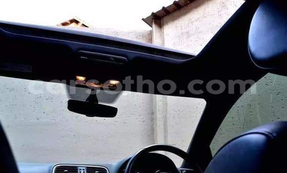 Acheter Occasion Voiture Volkswagen Polo Rouge à Thaba–Tseka, Mafeteng Acheter Occasion Voiture Volkswagen Polo Rouge à Thaba–Tseka, Mafeteng