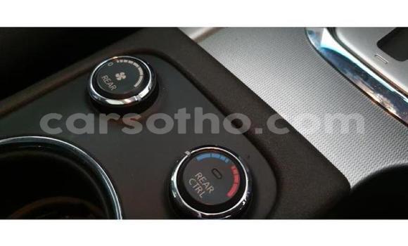 Sayi Na hannu Nissan Pathfinder Silver Mota in Maseru a Maseru Sayi Na hannu Nissan Pathfinder Silver Mota in Maseru a Maseru