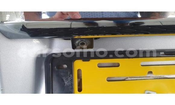 Sayi Na hannu Nissan Pathfinder Silver Mota in Maseru a Maseru Sayi Na hannu Nissan Pathfinder Silver Mota in Maseru a Maseru